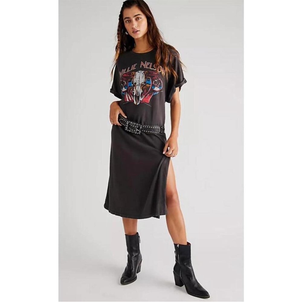 Daydreamer Charcoal Graphic Midi Dress